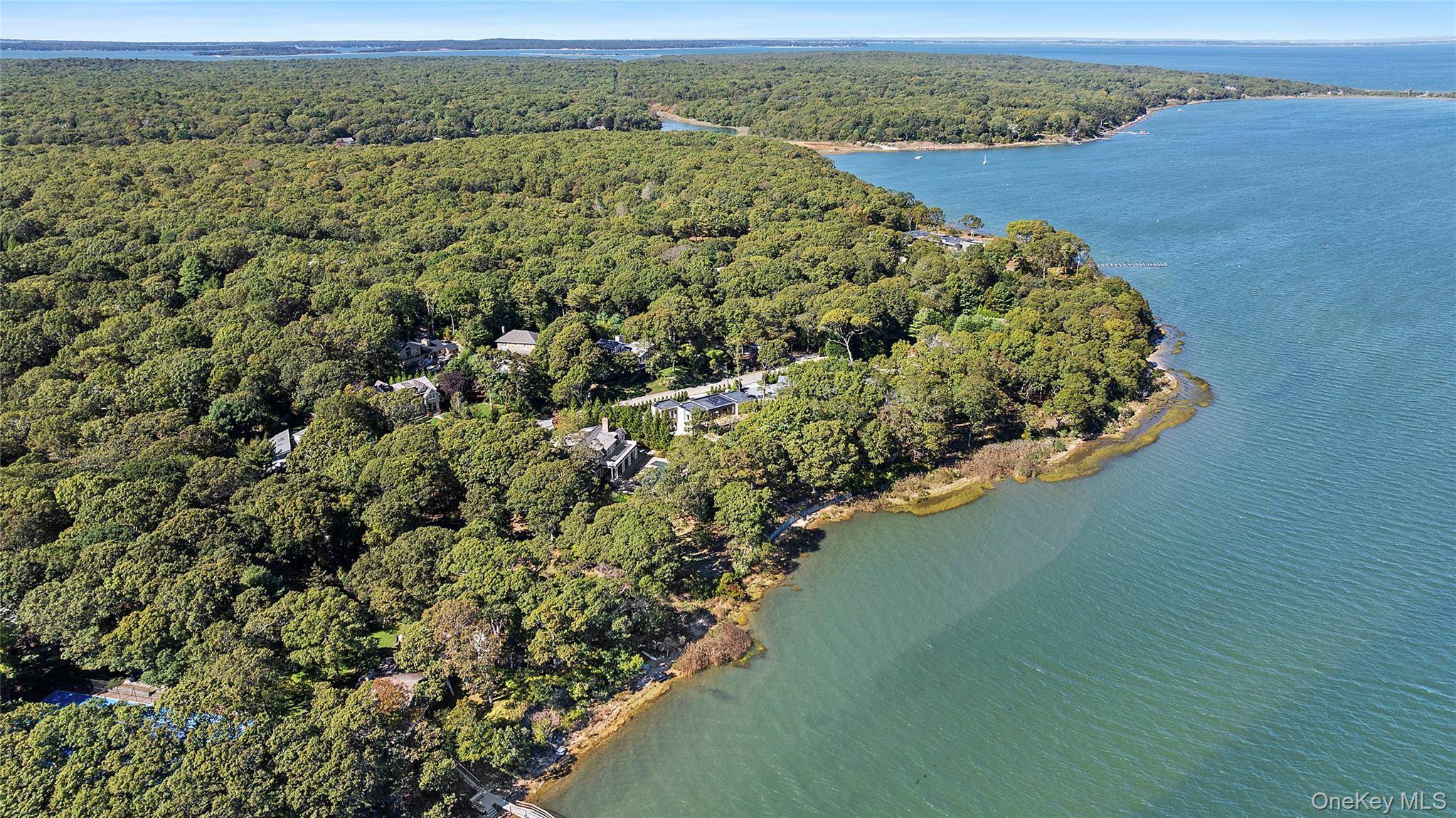 Casa de 8 Dormitorios Frente al Mar en Venta en East Hampton - NY - EE. UU. - 1