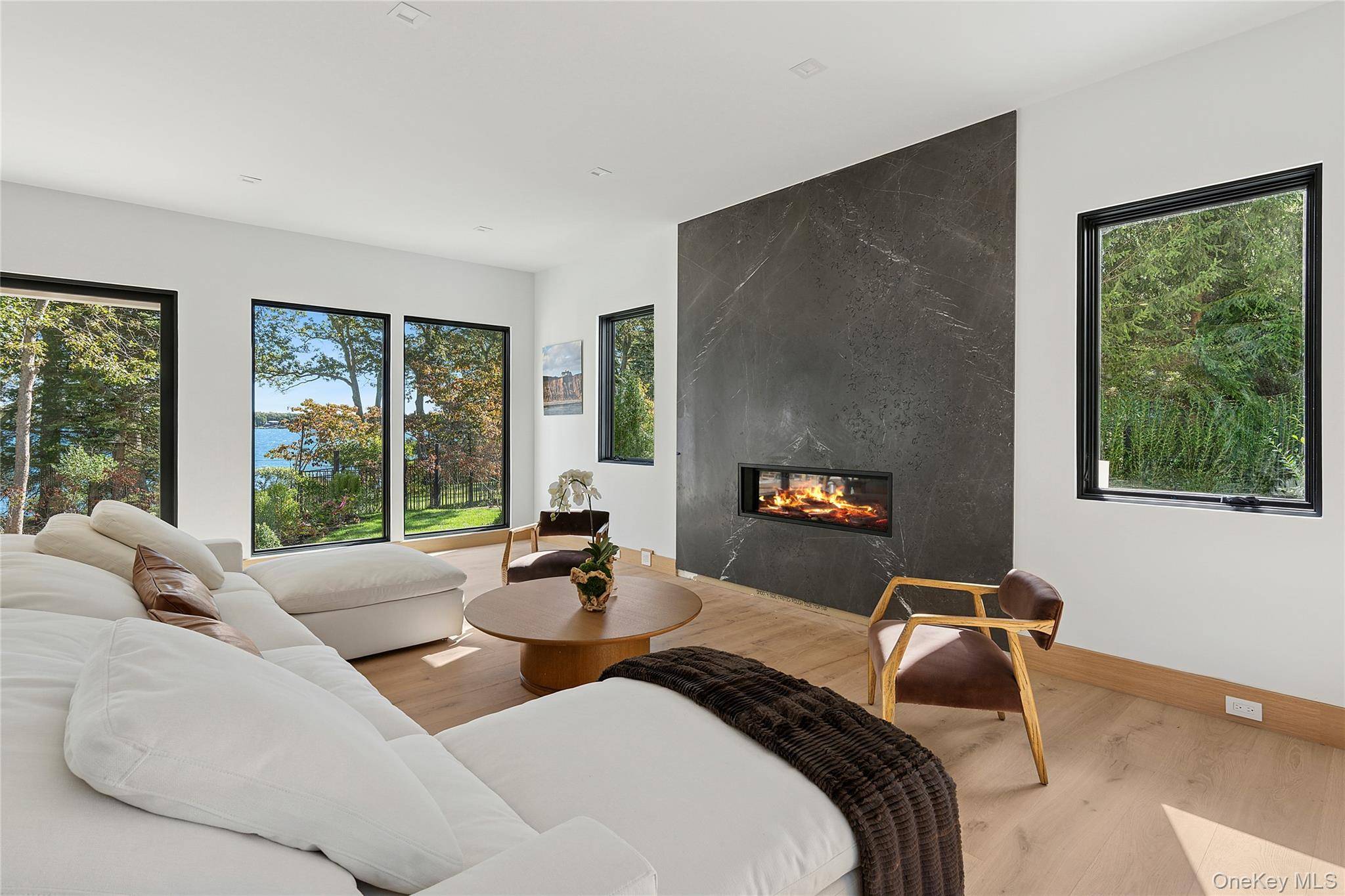 Casa de 8 Dormitorios Frente al Mar en Venta en East Hampton - NY - EE. UU. - 5