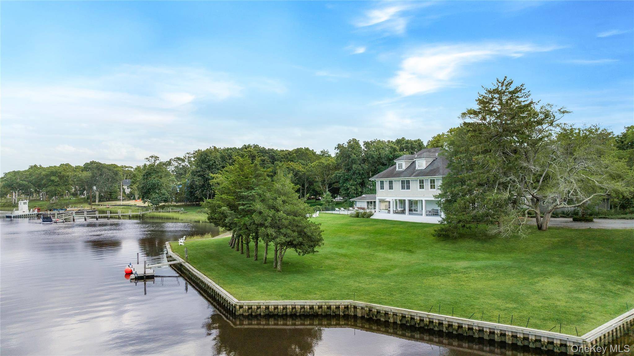 Maison de 8 Chambres au Bord de l'Eau à Vendre à Quogue - NY - USA - 1