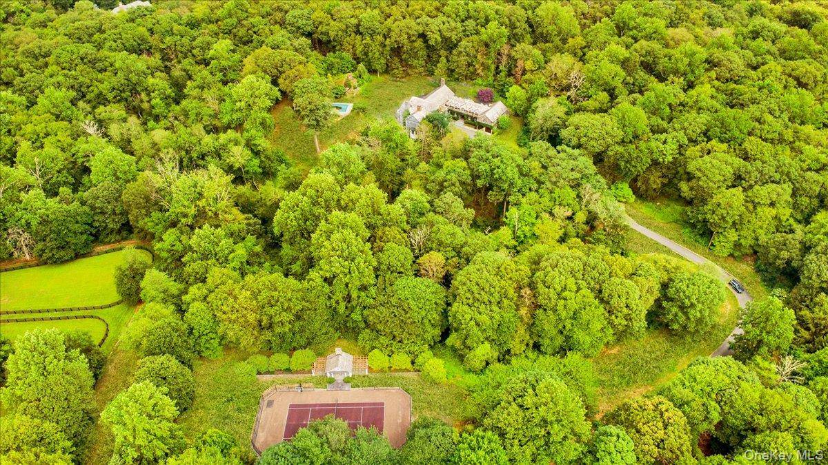Casa com 8 Quartos à Venda em Armonk - Nova Iorque - EUA - 2