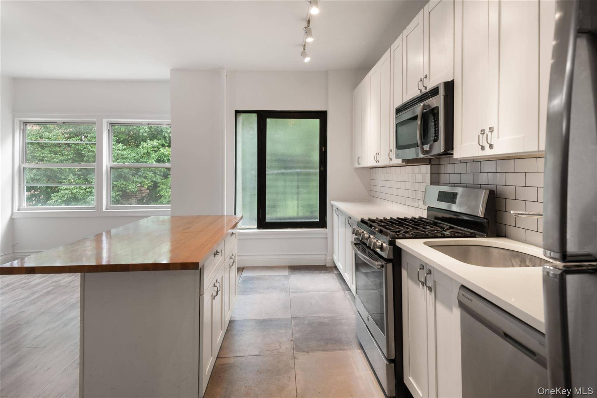 Casa com 8 Quartos à Venda em Bronx - Nova Iorque - EUA - 8