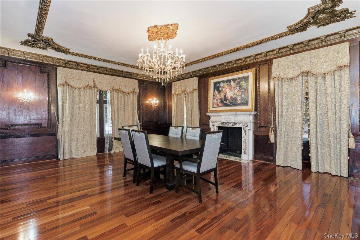 Casa com 8 Quartos à Venda em Bronxville - Nova Iorque - EUA - 8