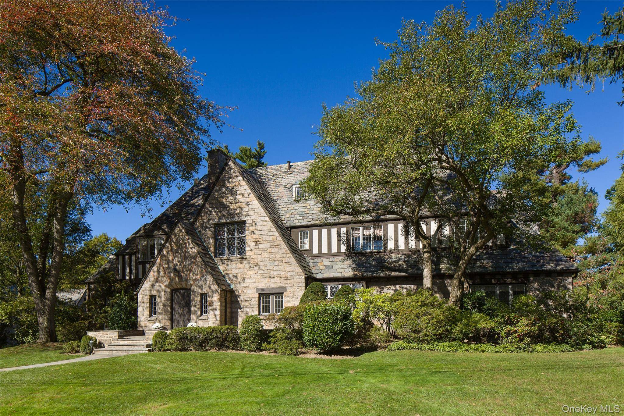 Casa com 8 Quartos à Venda em Bronxville - Nova Iorque - EUA - 3