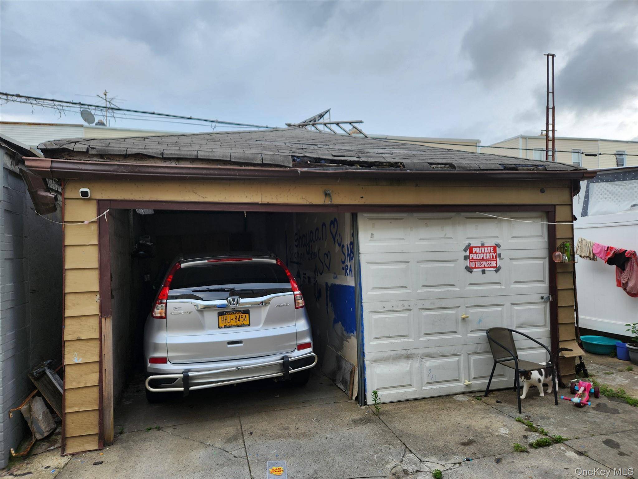 8 Bedroom Home for Sale in Brooklyn - New York - USA - 3