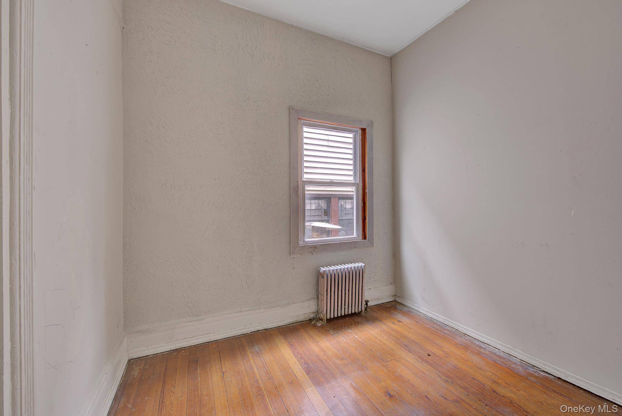 Casa com 8 Quartos à Venda em Flushing - Nova Iorque - EUA - 5