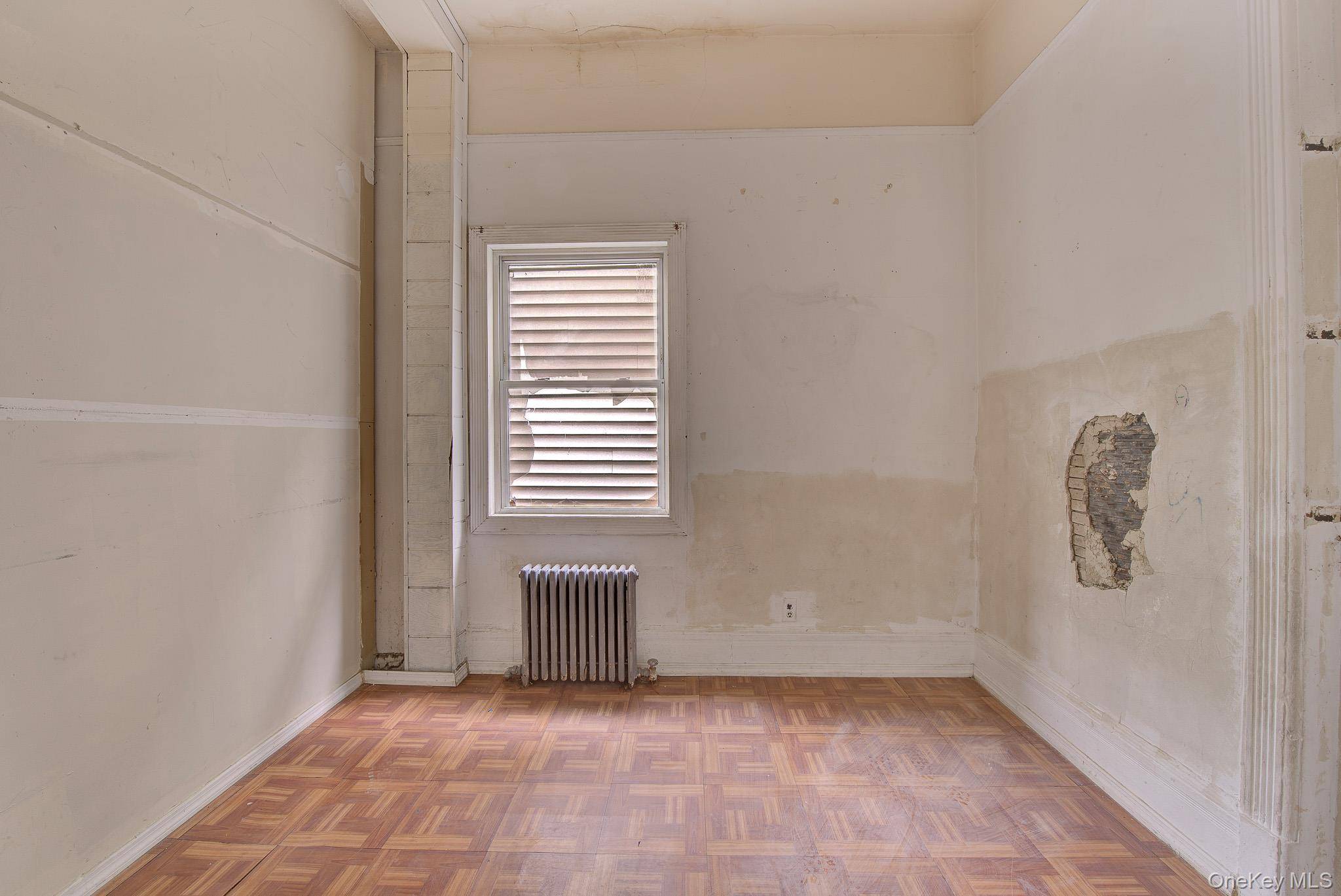 Casa com 8 Quartos à Venda em Flushing - Nova Iorque - EUA - 8