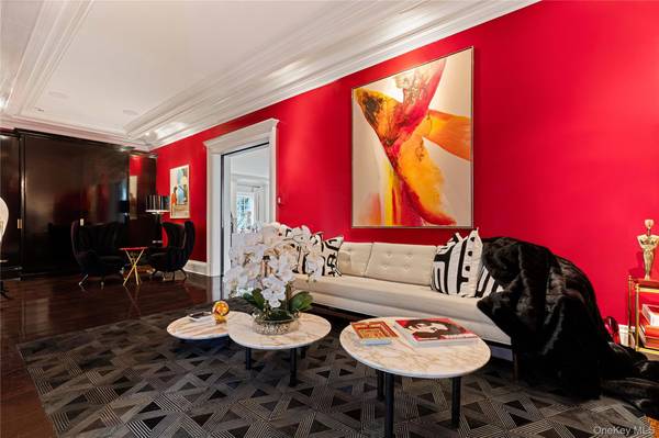 8 Bedroom Home for Sale in Irvington - NY - USA - 8