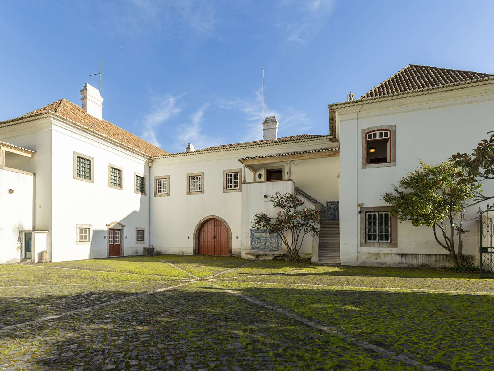 Casa com 8 Quartos à Venda em Mafra, Lisboa, Portugal - 2