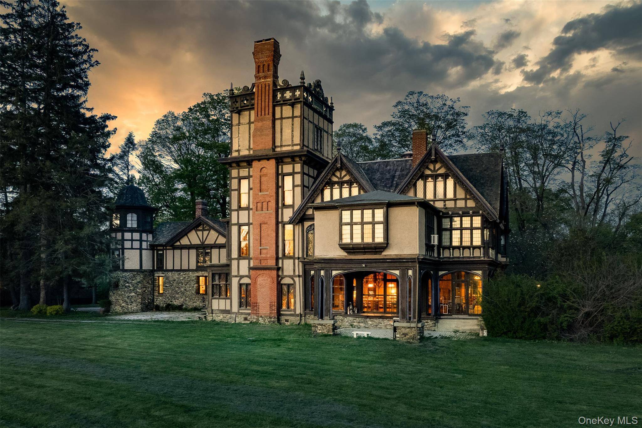Casa com 8 Quartos à Venda em Pawling - Nova Iorque - EUA - 2