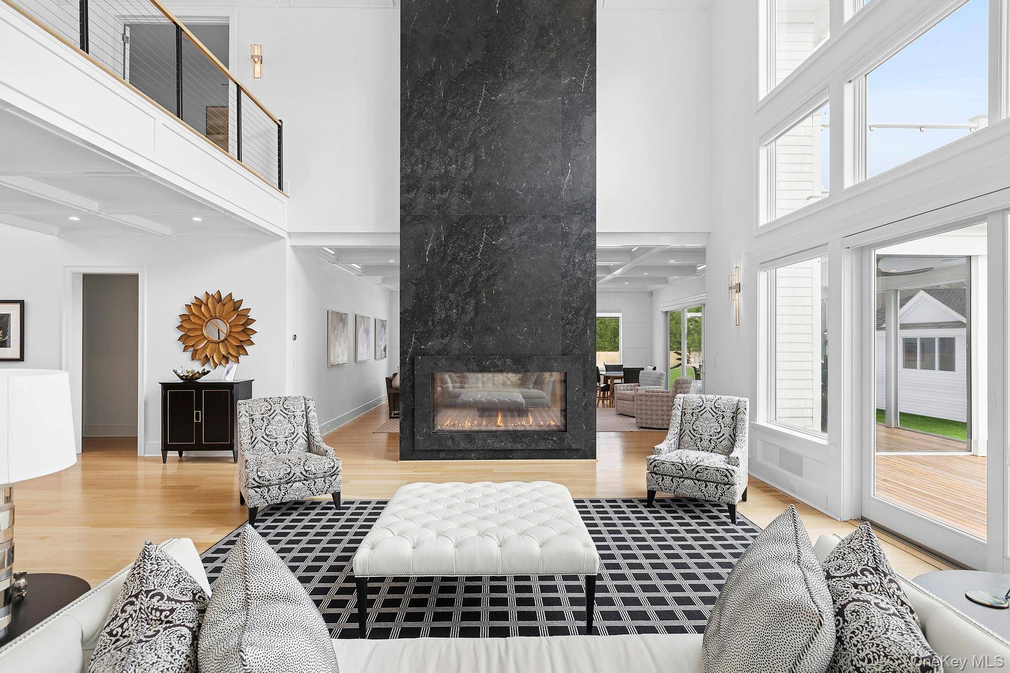 8 Bedroom Home for Sale in Quogue - NY - USA - 8