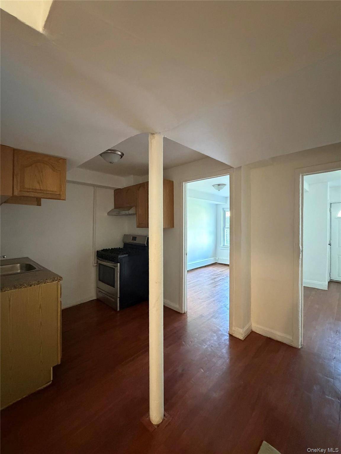 Casa com 8 Quartos à Venda em Rego Park - Nova Iorque - EUA - 4