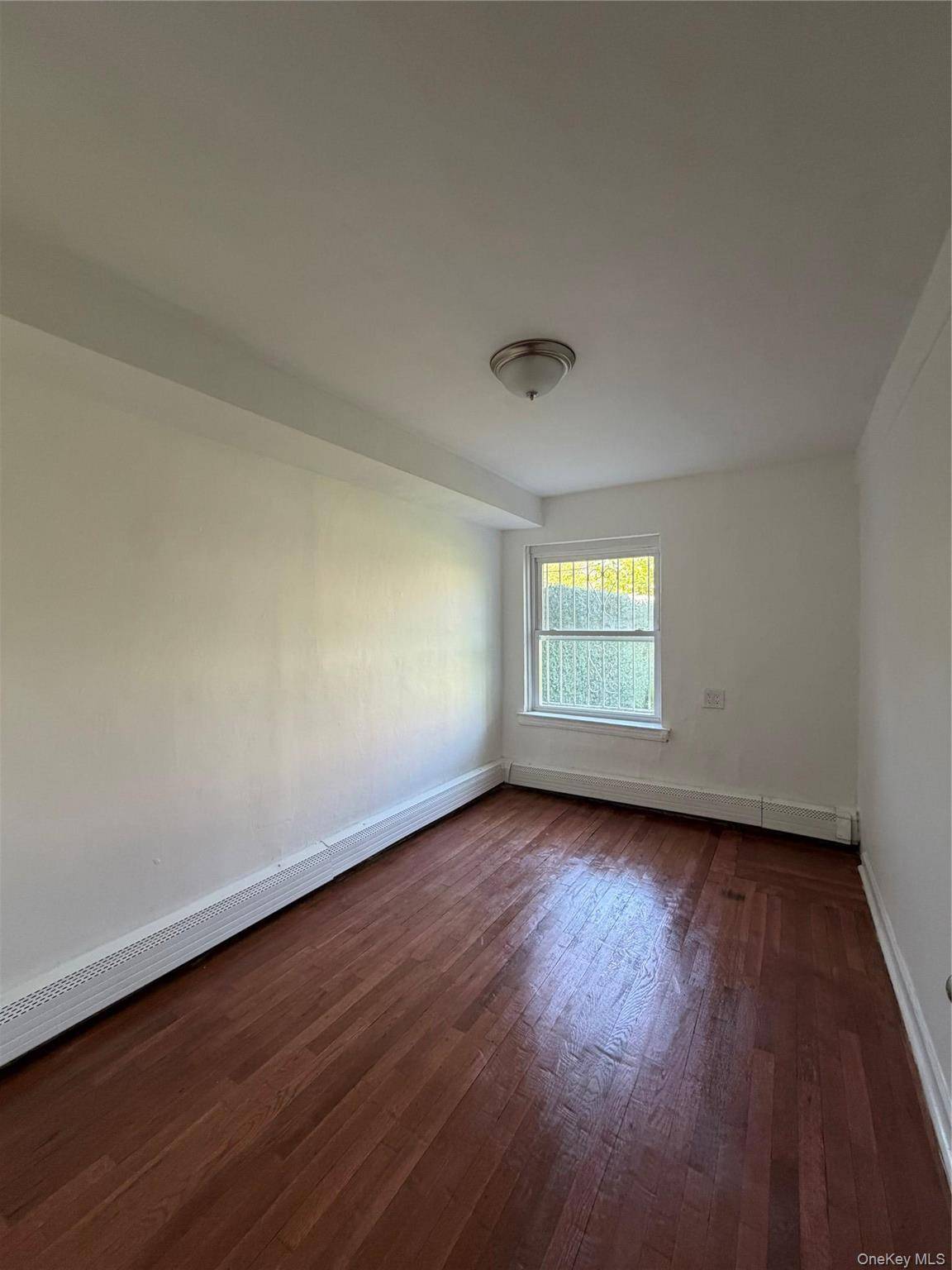 Casa com 8 Quartos à Venda em Rego Park - Nova Iorque - EUA - 7