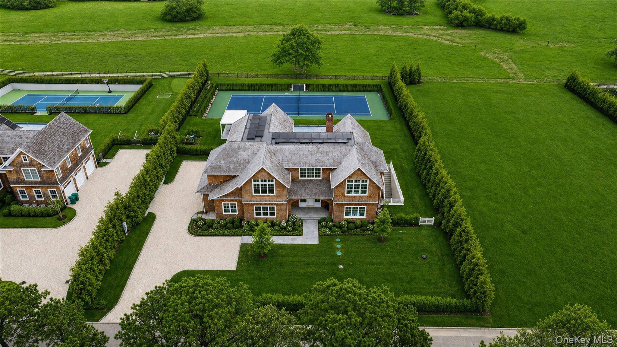Casa de 8 Dormitorios en Venta en Water Mill - Nueva York - EE. UU. - 1