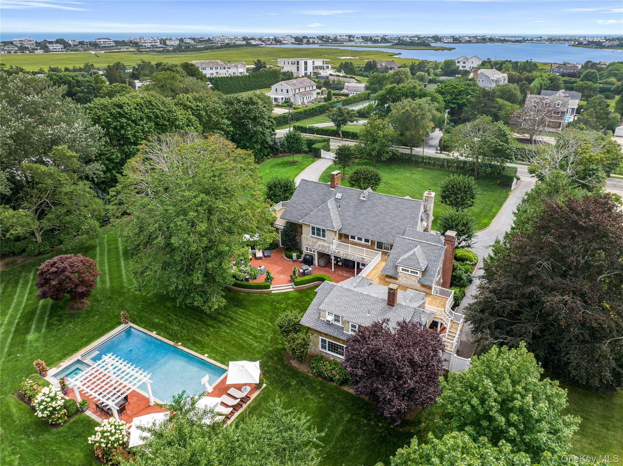 Casa de 8 Dormitorios en Venta en Westhampton Beach - Nueva York - EE. UU. - 4