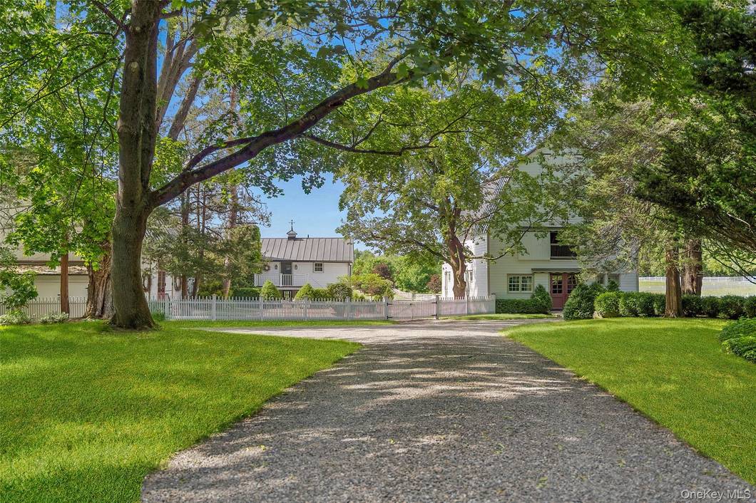 8 Bedroom Home for Sale in White Bridge Rd Chatham - NY - USA - 2