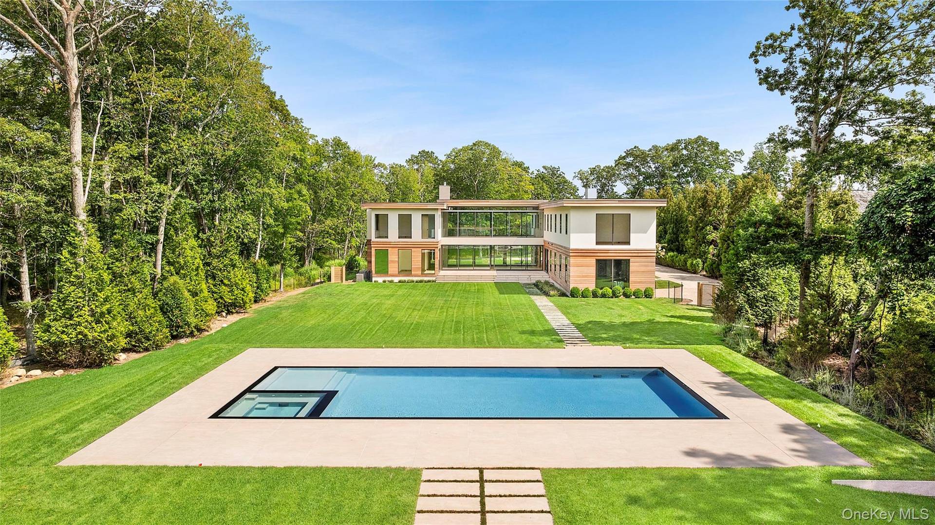 Casa com 9 Quartos à Beira-Mar à Venda em North Haven, NY, EUA - 2