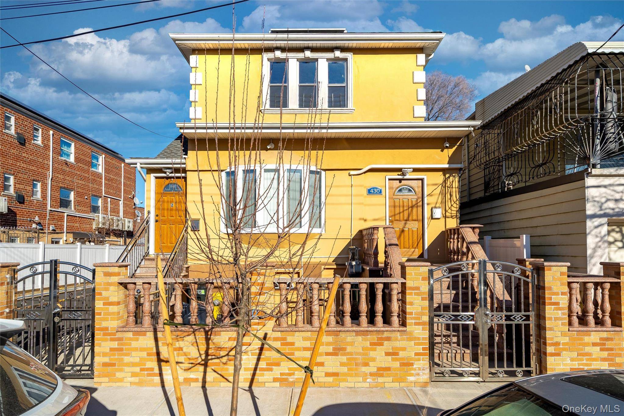 Casa com 9 Quartos à Venda em Bronx - Nova Iorque - EUA - 1