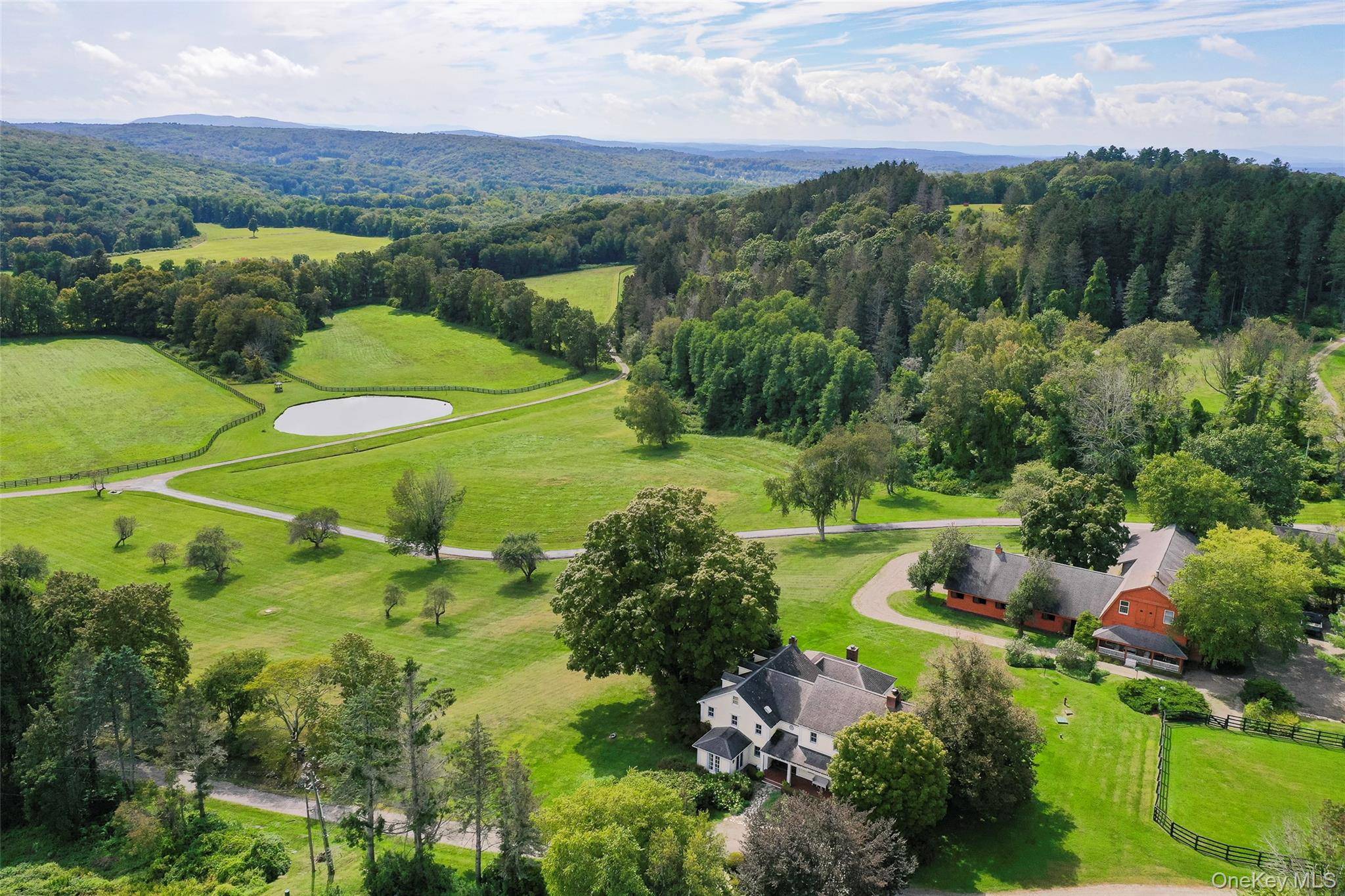 Maison de 9 Chambres à Vendre à Millbrook - NY - USA - 1