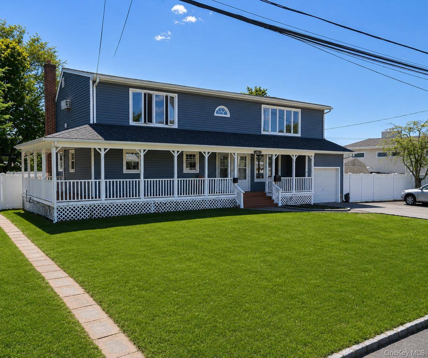 Casa com 9 Quartos à Venda em West Babylon - Nova Iorque - EUA - 2