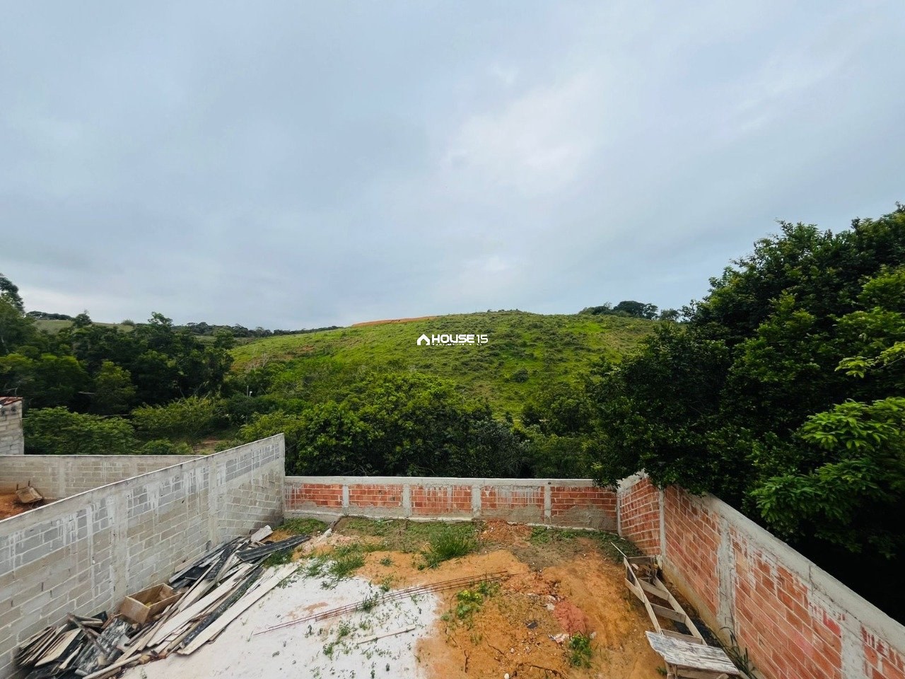 Casa de 2 Quartos à Venda em Nova Guarapari - Guarapari - Espírito Santo - Brasil - 2