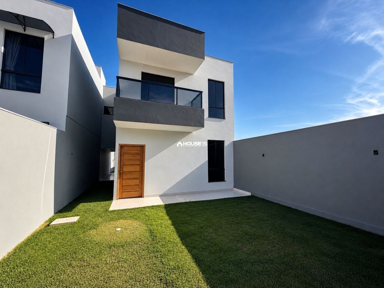 Casa de 3 Quartos à Venda em Meaípe - Guarapari - Espírito Santo - Brasil - 2