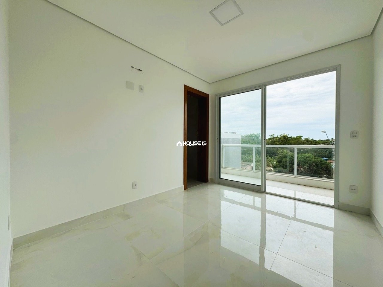 Casa de 3 Quartos à Venda em Nova Guarapari - Guarapari - Espírito Santo - Brasil - 8