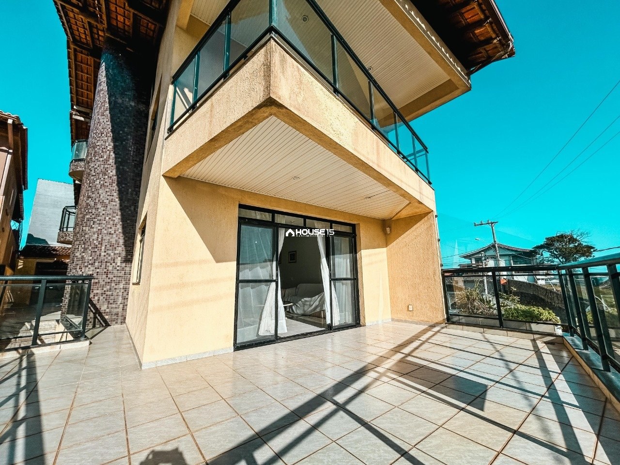 Casa de 3 Quartos à Venda na Enseada Azul - Guarapari - Espírito Santo - Brasil - 1