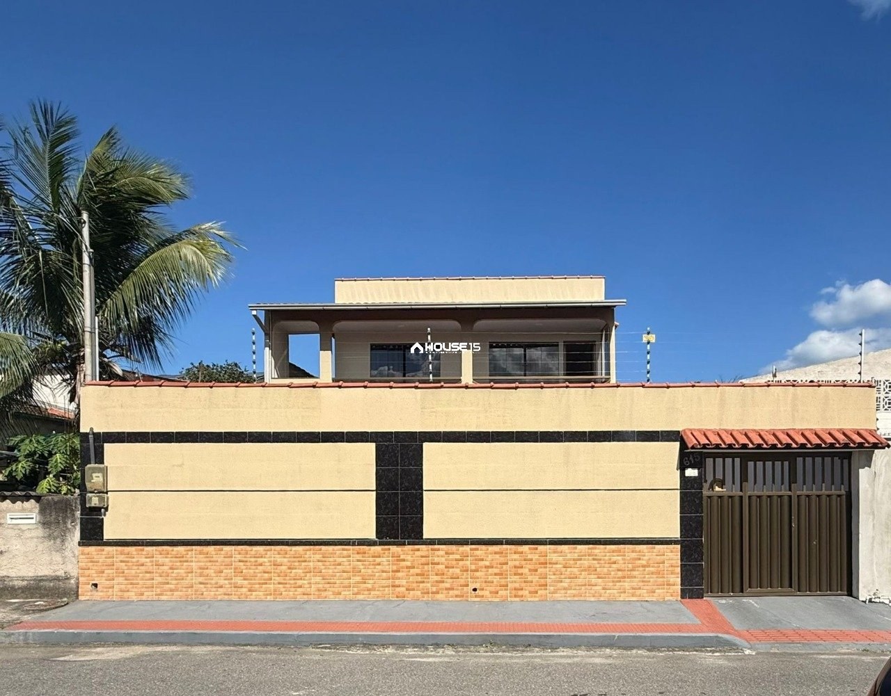 Casa de 4 Quartos à Venda na Praia do Morro - Guarapari - Espírito Santo - Brasil - 2