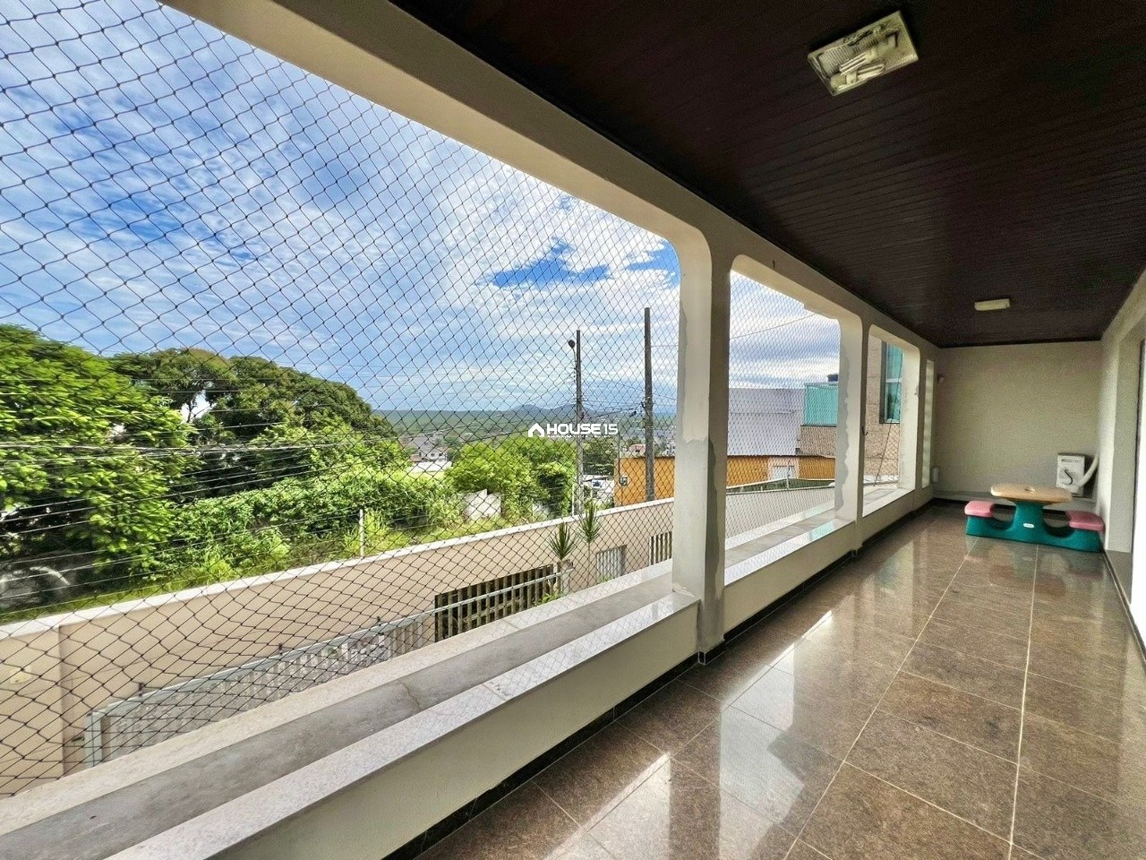 Casa de 5 Quartos à Venda em Ipiranga - Guarapari - Espírito Santo - Brasil - 2