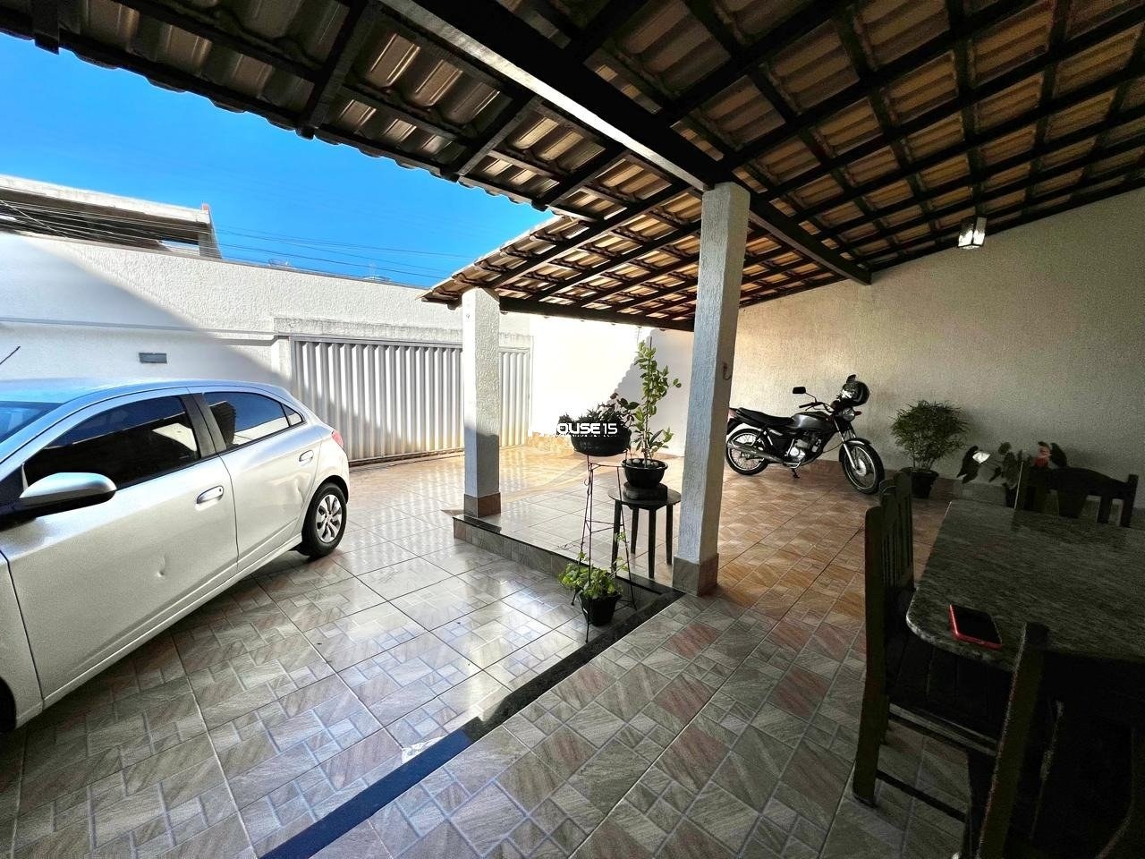 Casa de 5 Quartos à Venda em Itapebussu - Guarapari - Espírito Santo - Brasil - 3