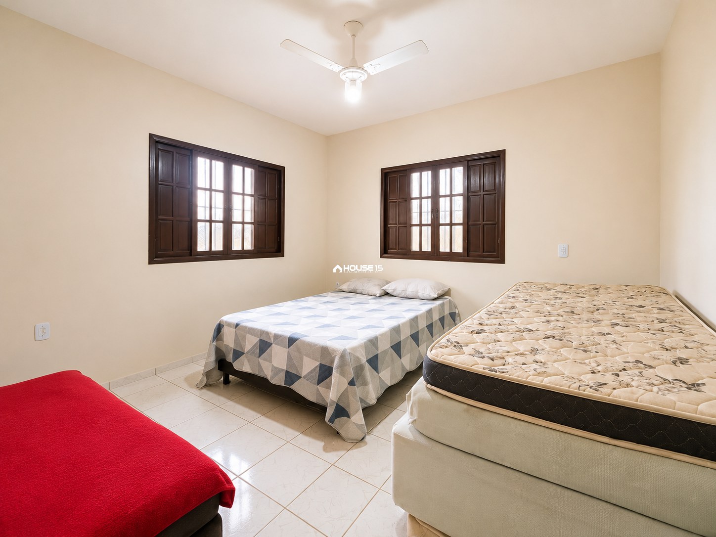 Casa de 5 Quartos à Venda em Meaípe - Guarapari - Espírito Santo - Brasil - 4