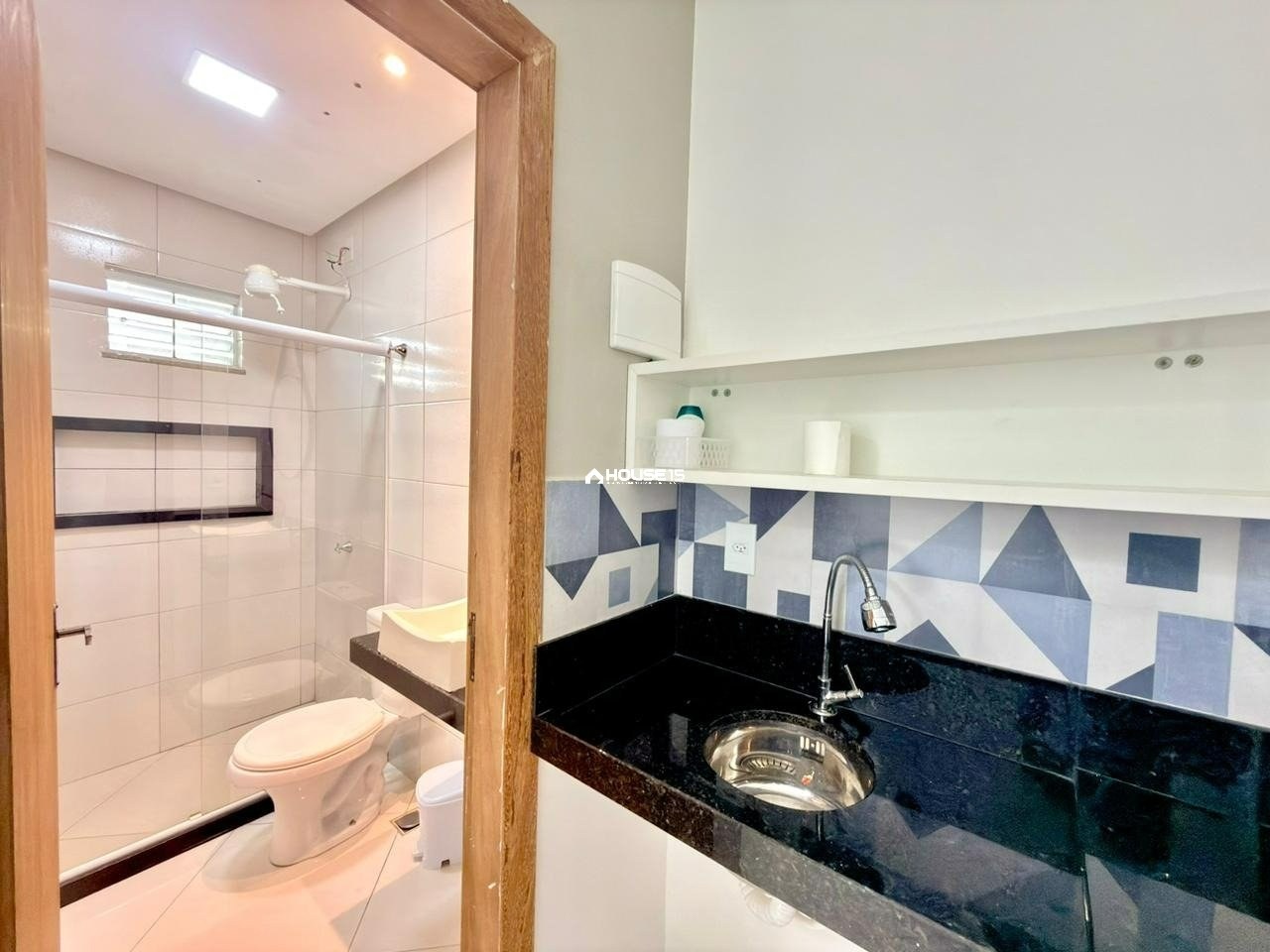 Casa de 5 Quartos à Venda em Nova Guarapari - Guarapari - Espírito Santo - Brasil - 4