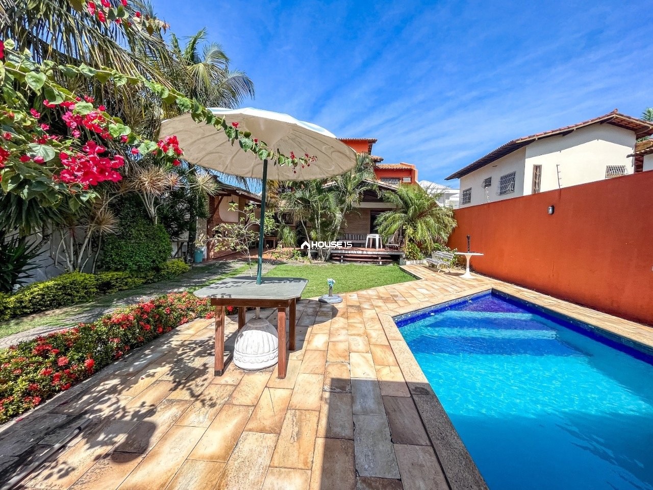Casa de 5 Quartos à Venda na Enseada Azul - Guarapari - Espírito Santo - Brasil - 3