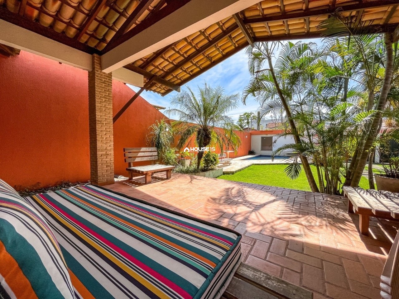Casa de 5 Quartos à Venda na Enseada Azul - Guarapari - Espírito Santo - Brasil - 8