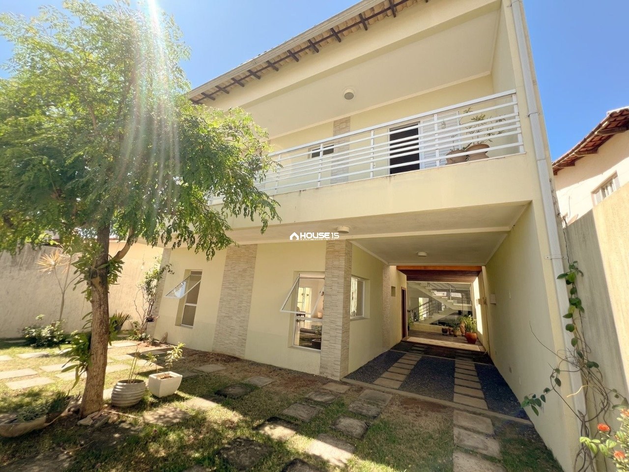 Casa de 5 Quartos à Venda na Praia do Morro - Guarapari - Espírito Santo - Brasil - 1