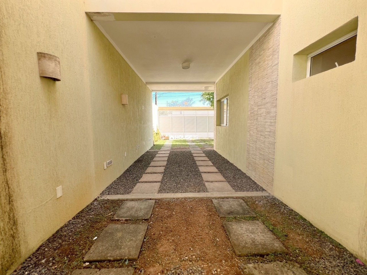 Casa de 5 Quartos à Venda na Praia do Morro - Guarapari - Espírito Santo - Brasil - 4