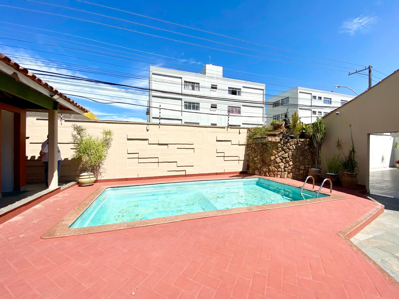Casa de 5 Quartos com Piscina à Venda a 100 m da Praia – Guarapari – ES - 3