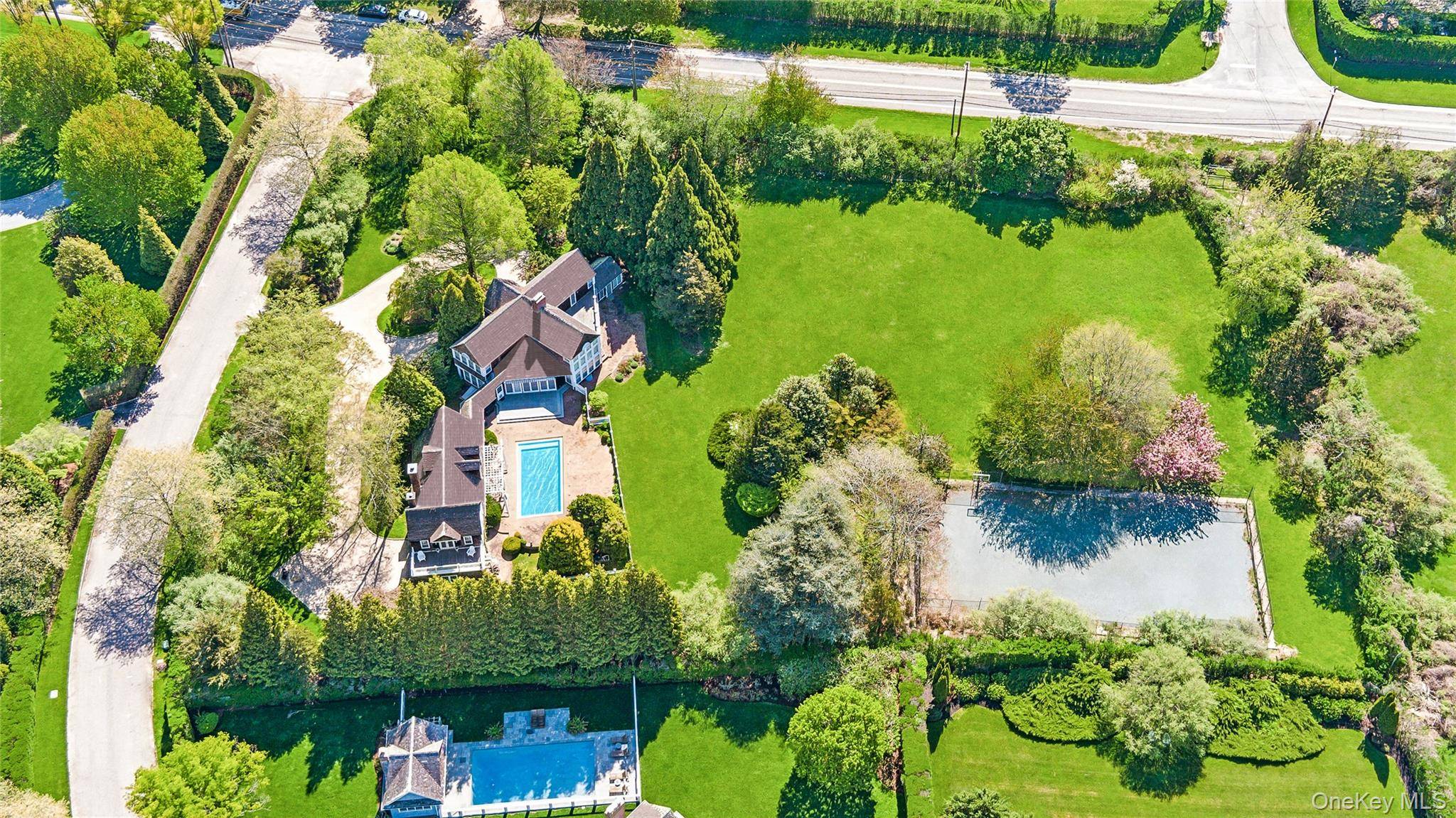Casa de 6 Dormitórios à Venda em Bridgehampton – NY - 1
