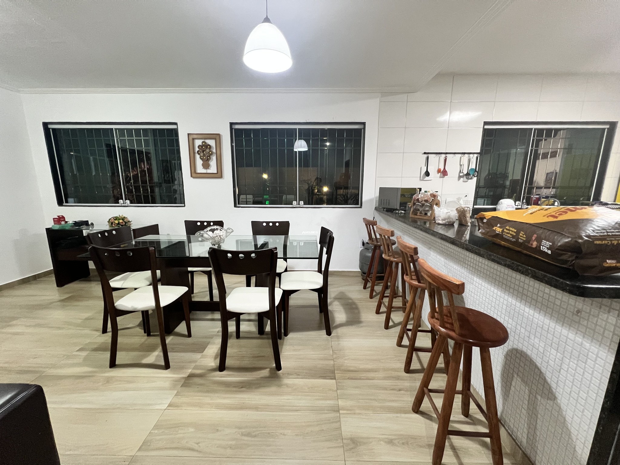 Casa de 6 Quartos à Venda em Setiba - Guarapari - Espírito Santo - Brasil - 7