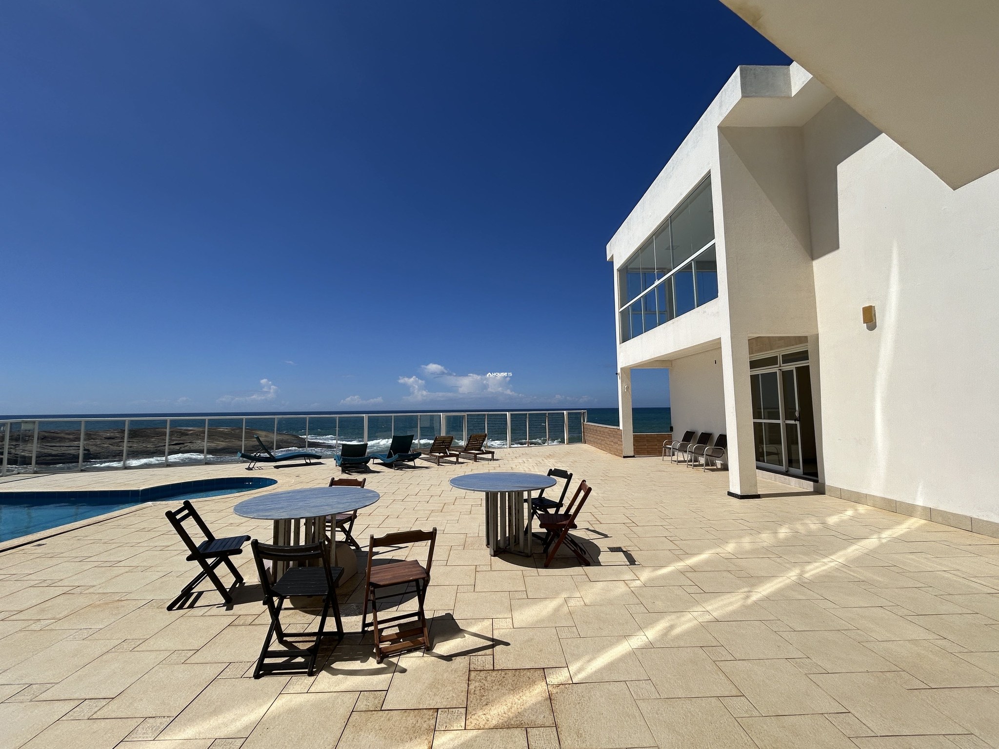 Casa de 7 Quartos à Venda na Enseada Azul - Guarapari - Espírito Santo - Brasil - 5