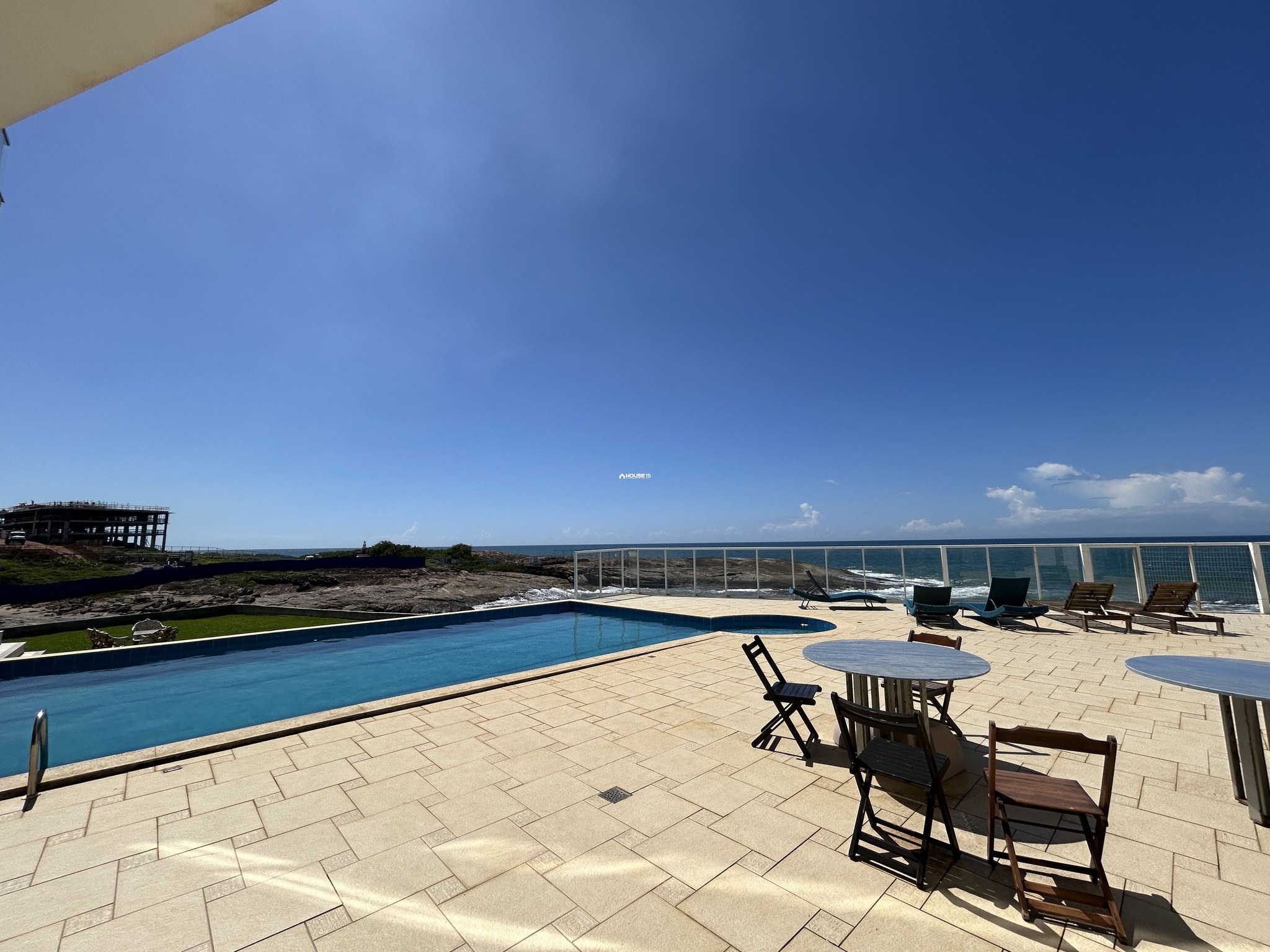 Casa de 7 Quartos à Venda na Enseada Azul - Guarapari - Espírito Santo - Brasil - 6