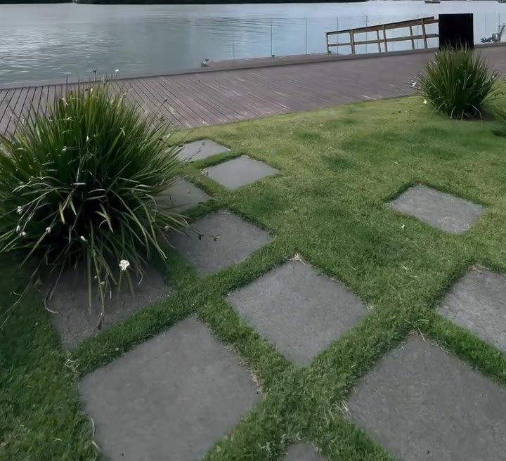 Casa de Alto Padrão no Canal à Venda em Guarapari - Espírito Santo - Brasil - 3
