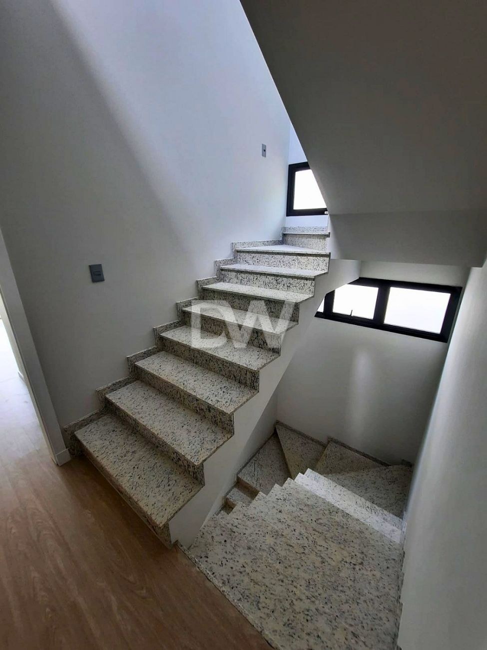 Casa em Condomínio com 3 Suítes à Venda em Balneário Camboriú - Santa Catarina - Brasil - 5