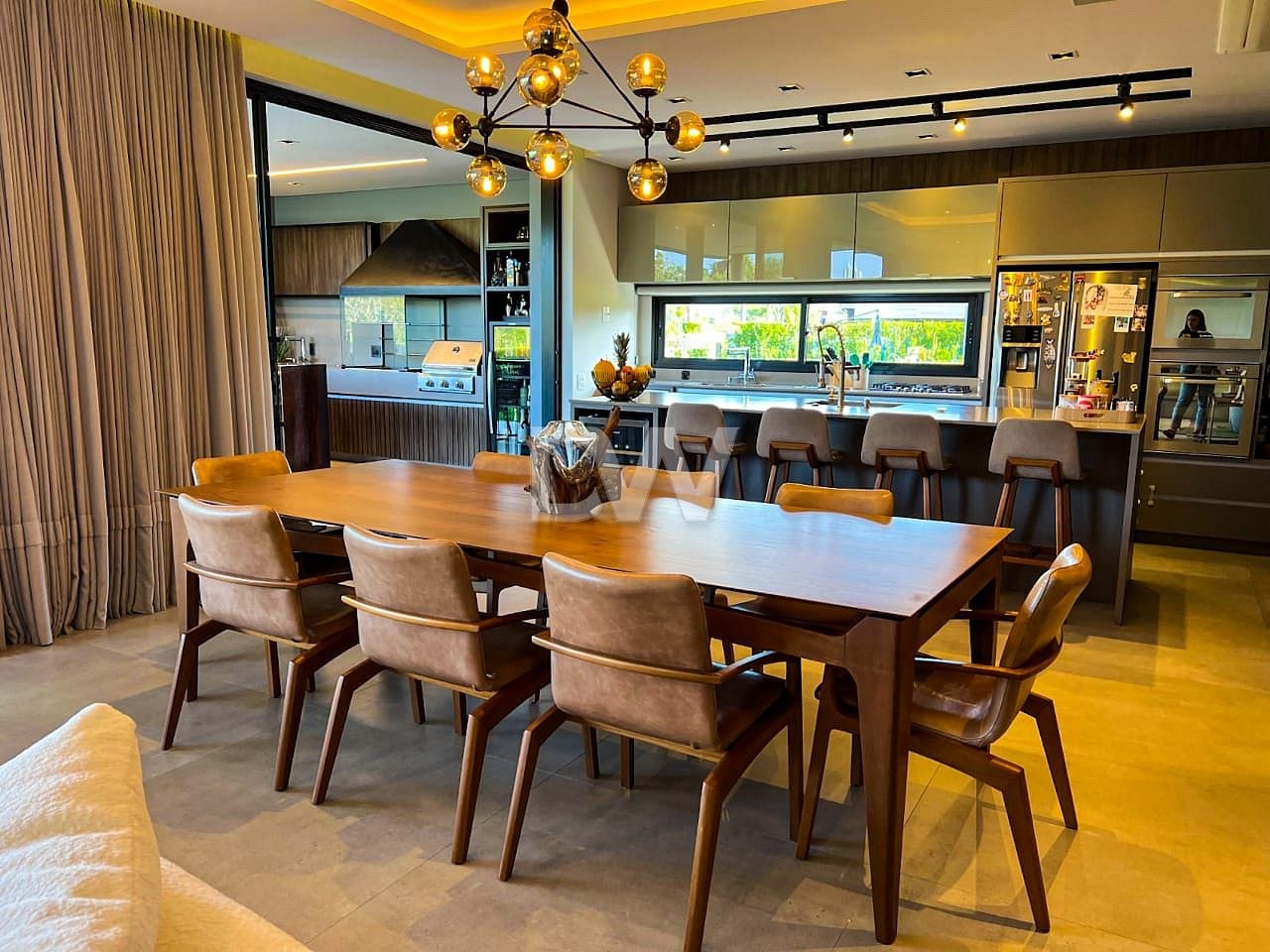 Casa en Condominio de 4 Suites en Venta en Balneário Camboriú - Santa Catarina - Brasil - 2