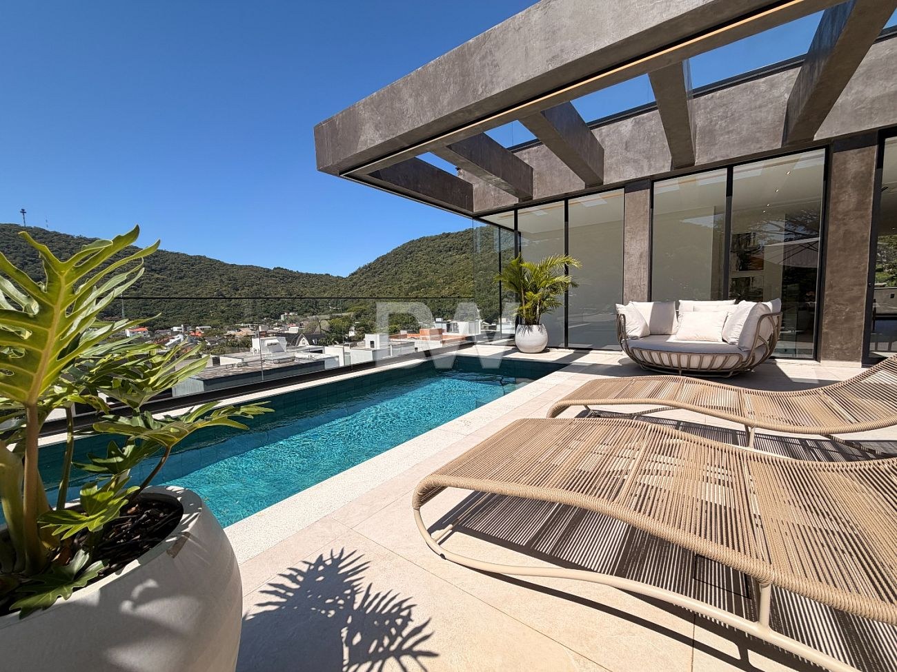 Casa en Condominio de 4 Suites en Venta en Balneário Camboriú - Santa Catarina - Brasil - 4