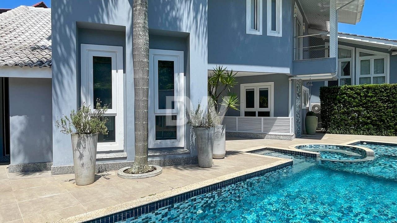 Casa en Condominio de 4 Suites en Venta en Balneário Camboriú - Santa Catarina - Brasil - 5
