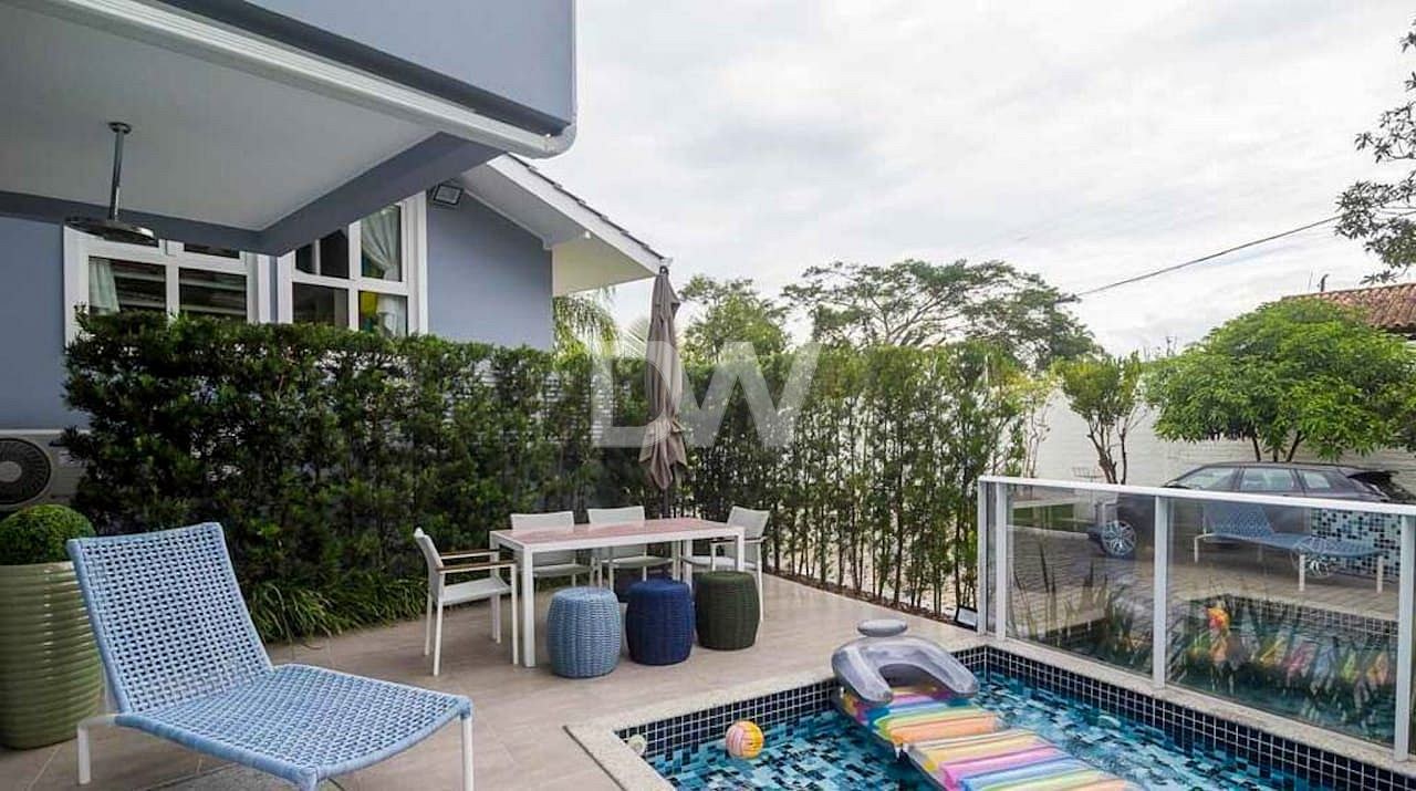Casa en Condominio de 4 Suites en Venta en Balneário Camboriú - Santa Catarina - Brasil - 7