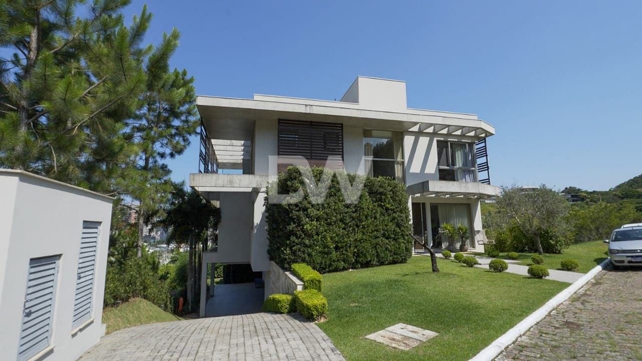 Casa en Condominio de 4 Suites en Venta en Itajaí - Santa Catarina - Brasil - 1