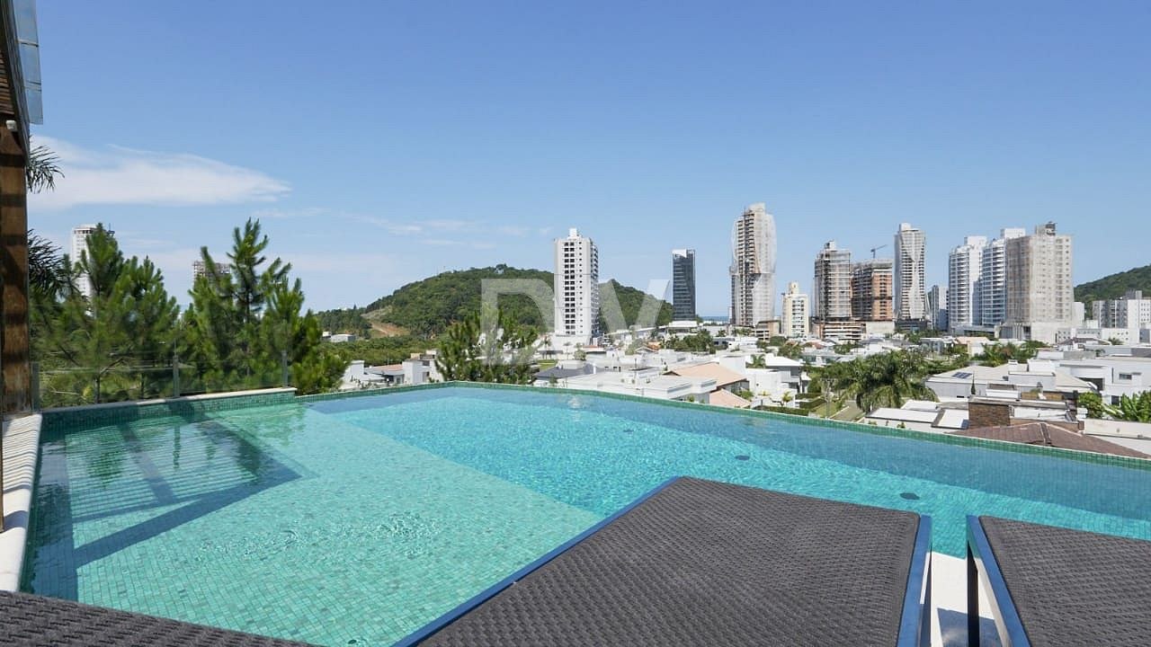 Casa en Condominio de 4 Suites en Venta en Itajaí - Santa Catarina - Brasil - 5