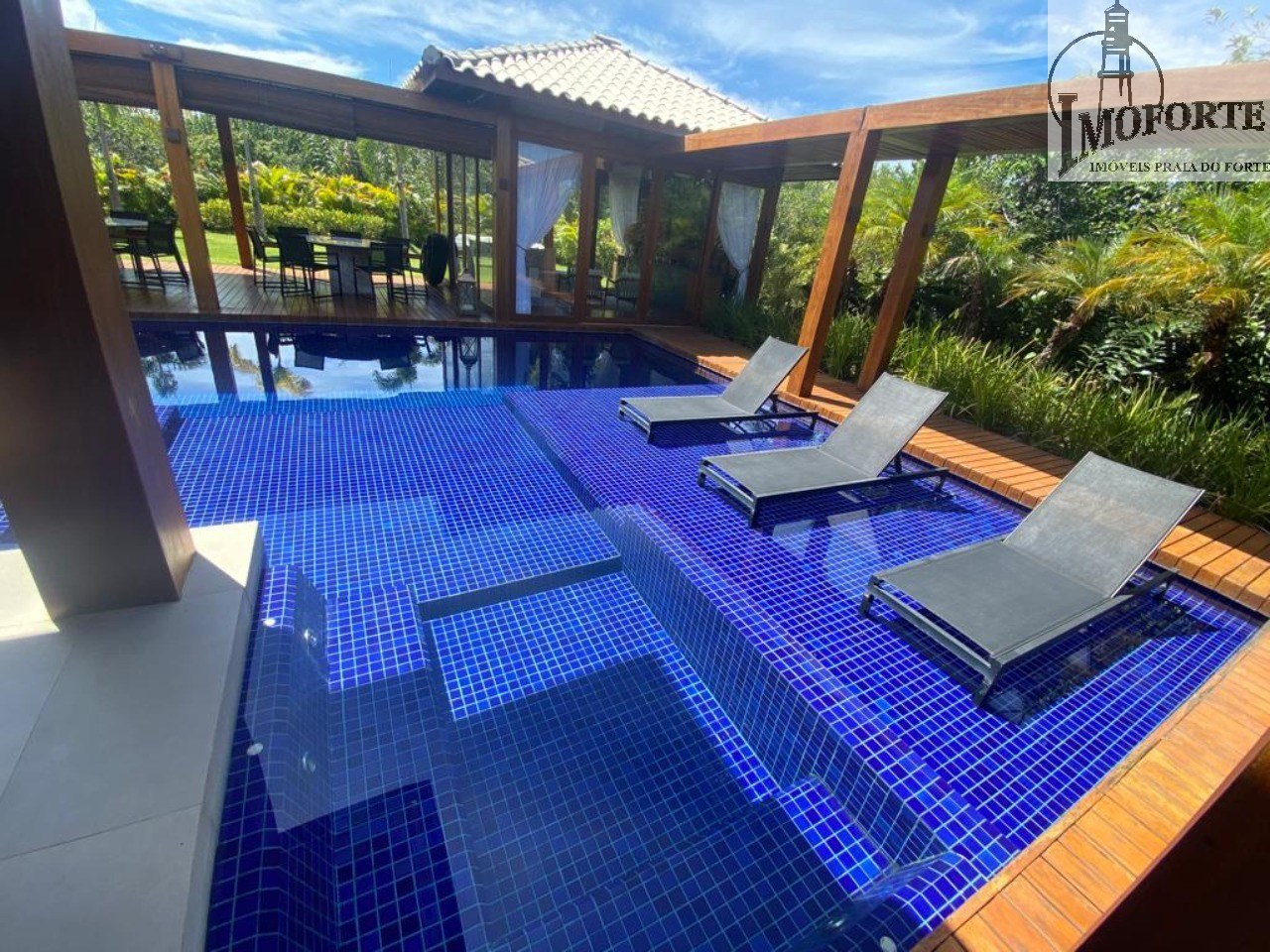Casa em Condomínio com 4 Suítes à Venda em Praia do Forte – Mata de São João – BA - 2